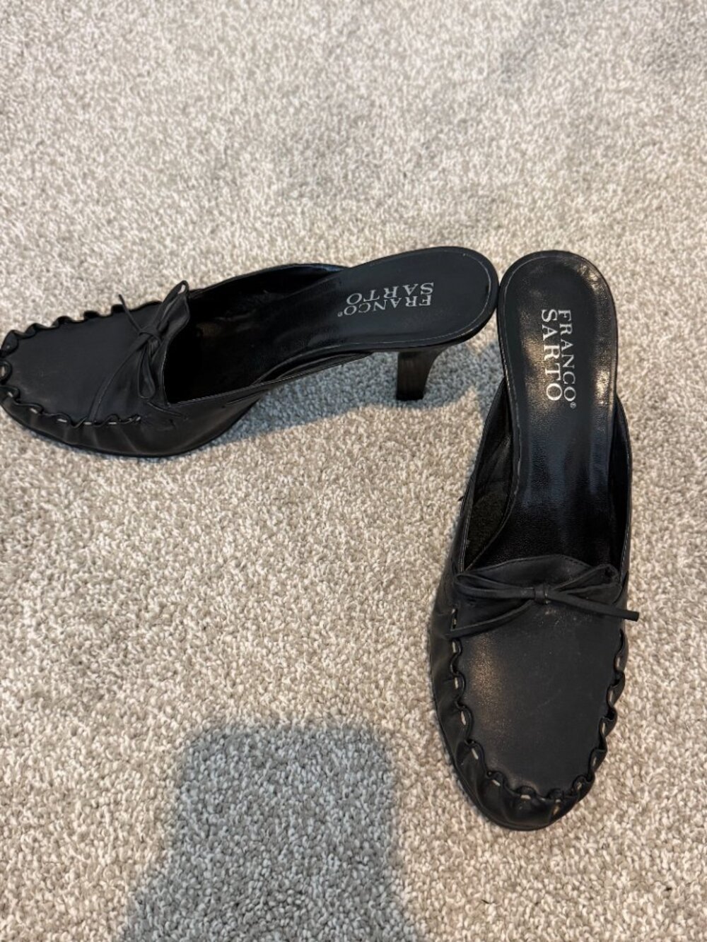 Franco Sarto Black Leather Mule Heels Slip On Kitten Heel Loafers Size 8 - Picture 2 of 8